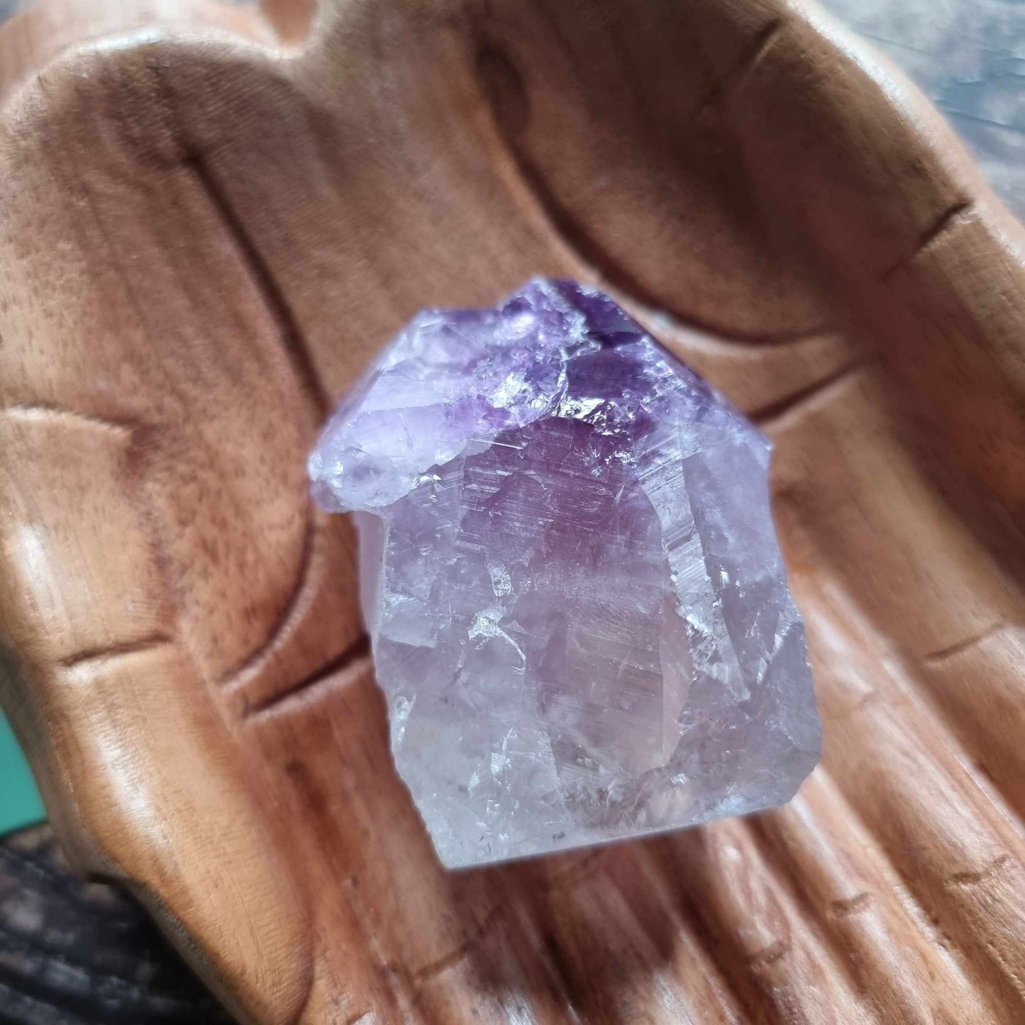 Amethyst Cut Base 6cm