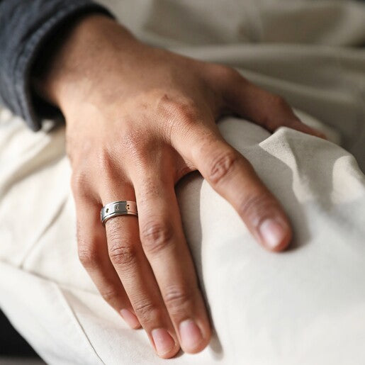 Moon phases ring