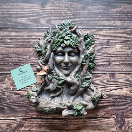 Green Goddess Bird Feeder Hanging Plaque